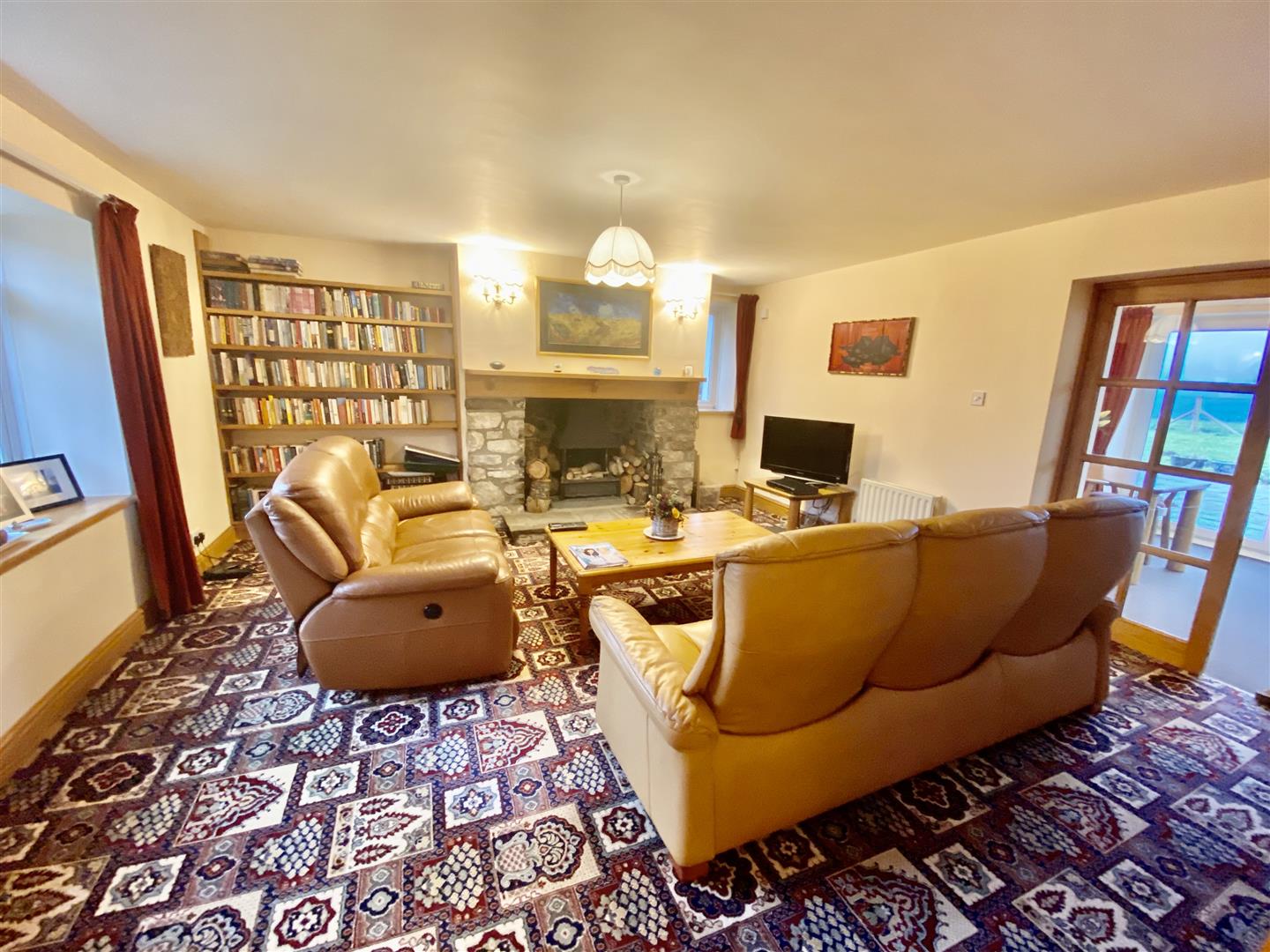 SITTING ROOM